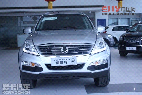 SUV全新選擇 愛卡實拍進口雙龍雷斯特W