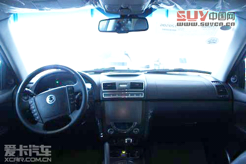 SUV全新選擇 愛卡實拍進口雙龍雷斯特W