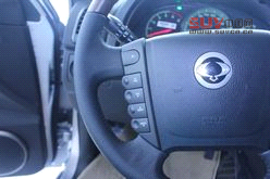 SUV全新選擇 愛卡實拍進口雙龍雷斯特W