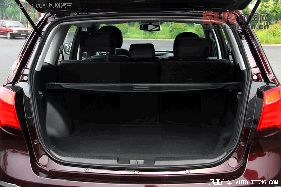 海馬S7對比一汽奔騰X80 自主SUV新秀賽