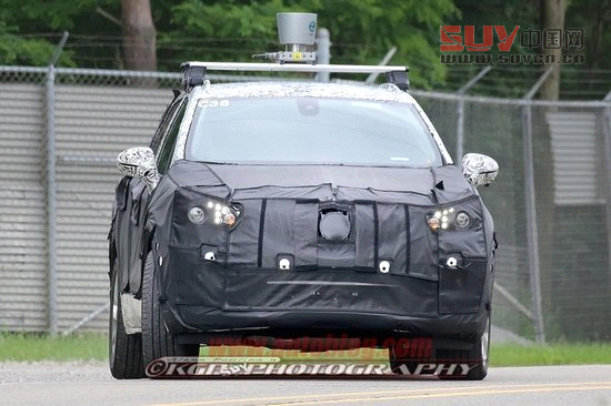 [新車諜報(bào)]別克全新中型SUV曝光 競(jìng)爭(zhēng)途觀