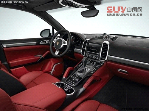 卡宴 Turbo S中控內飾