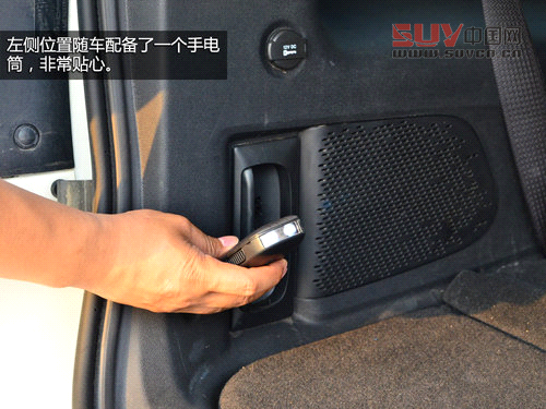 配置高/空間大 道奇2013款酷威試駕體驗