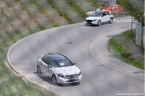 2014款奔馳新GLA諜照 對抗極光/寶馬X1