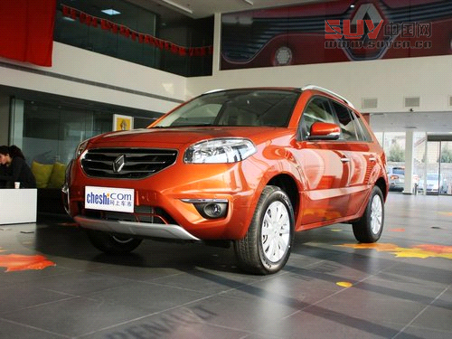 雷諾  科雷傲 2.5 CVT 車輛左前45度視角