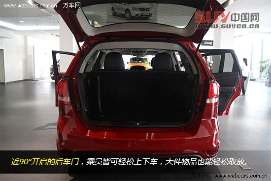 7座&ldquo;大時代&rdquo; 全新進口道奇酷威到店實拍