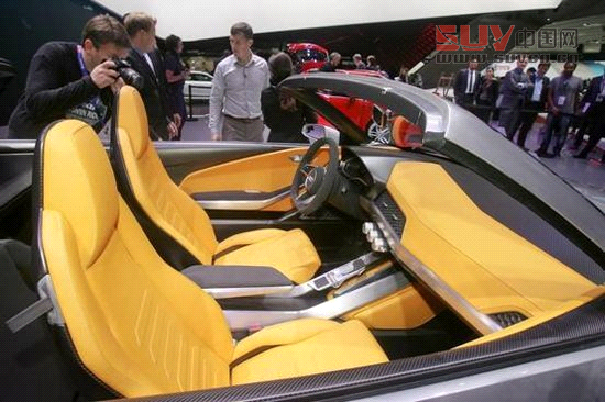 伴隨著近年來國內市場對豪華品牌的消費能力來看，各個品牌都在加速中國市場的規劃布局