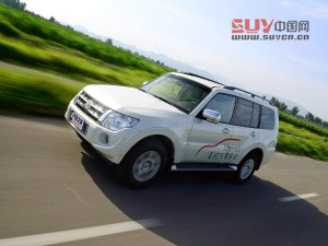 三菱三菱(進(jìn)口)帕杰羅(進(jìn)口)2014款 3.0L 精英超越版