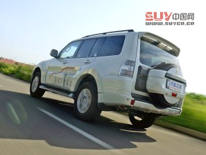 三菱三菱(進(jìn)口)帕杰羅(進(jìn)口)2014款 3.0L 精英超越版