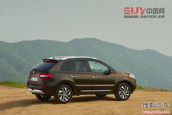 車型特點：駕乘舒適，性能均衡，功能配置全面，同時提供5年免費救援，以及5年或12萬公里內(nèi)15次免費保養(yǎng)服務(wù)。