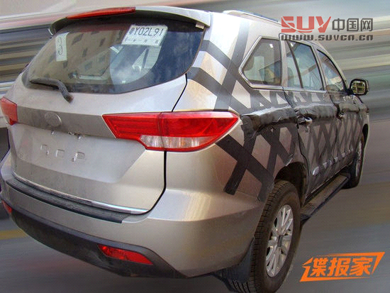 有望年內(nèi)上市 福迪全新SUV測(cè)試諜照再曝