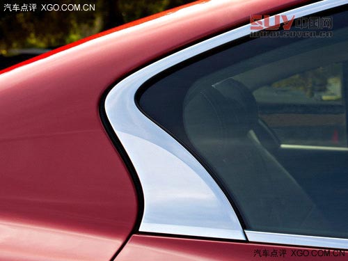 與時俱進的典范 英菲尼迪Q50官圖解析