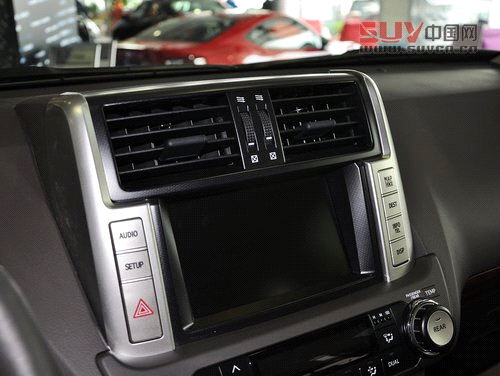 一汽豐田  4.0L AT 中控儀表臺(tái)上方