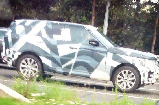 目前，海外媒體曝光了全新入門級發現車型和發現5車型的最新諜照