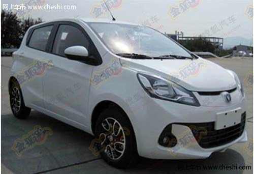 長安新奔奔廣州車展首發(fā) 增加配置亮點