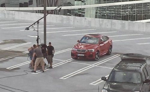 全新寶馬X4量產(chǎn)車型無偽裝首次諜照曝光