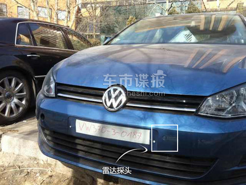 高爾夫7驚現北京某停車場 內飾細節曝光