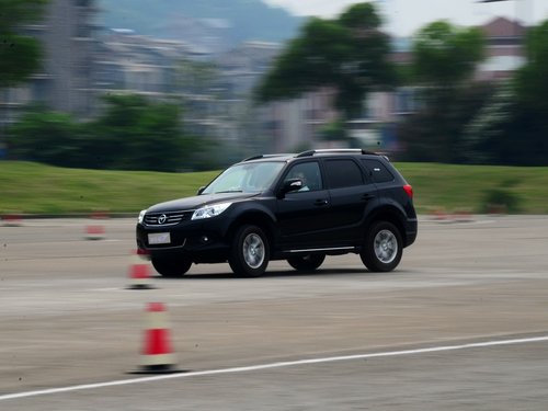 海馬汽車  2.0L 手動