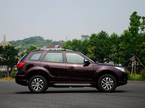 海馬汽車  2.0L 手動 車輛正右側