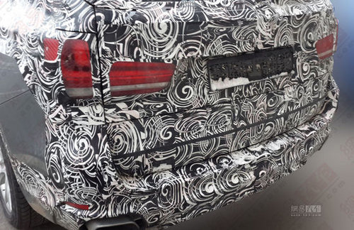 寶馬改款X3國內諜照曝光 預計明年發布