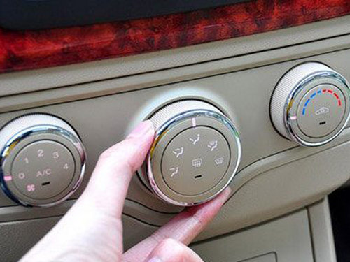 用車提示 直接關閉車內空調對健康不利