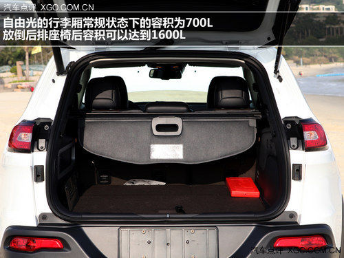 全能選手! 試駕Jeep自由光2.4L精銳版