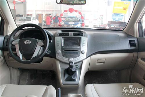 比亞迪 比亞迪S6