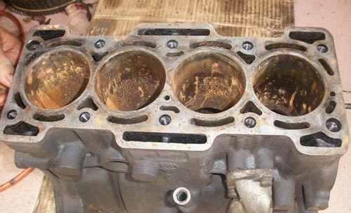 別拿愛車不當事 解析長途跋涉后常見問題