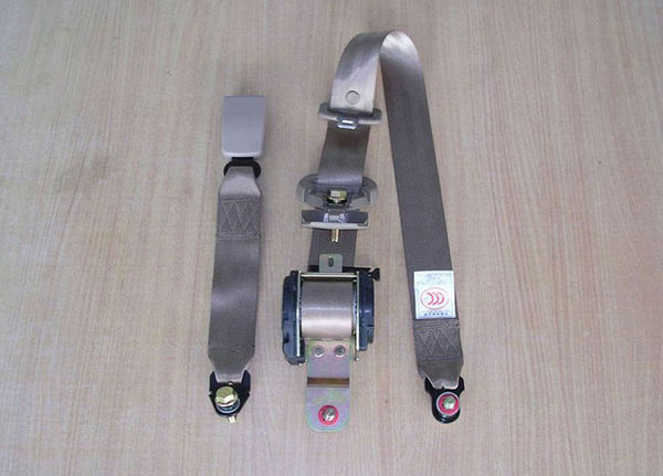 40公里時速就能要你命 解析安全帶的使命