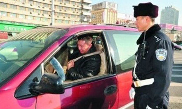 40公里時速就能要你命 解析安全帶的使命