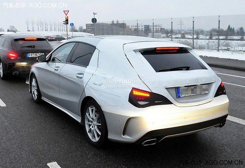 2015年上市 奔馳CLA獵裝版無謂諜照曝光