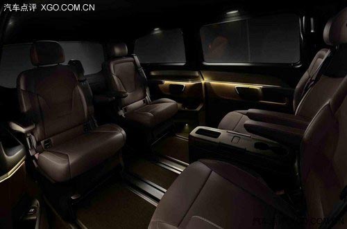 奔馳V級內飾官圖