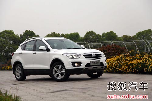 奔騰 X80 實拍 外觀 圖片