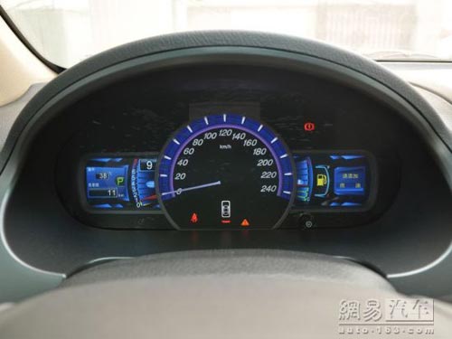 比亞迪S6 2013款 2.4AT尊享型