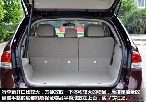 彰顯個(gè)性和品位 四款豪華品牌中型SUV海選 保時(shí)捷,Macan,路虎,攬勝極光,林肯,MKX,凱迪拉克,SRX