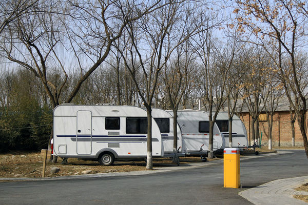 輪上的移動(dòng)城堡 詳解房車構(gòu)造及使用方法