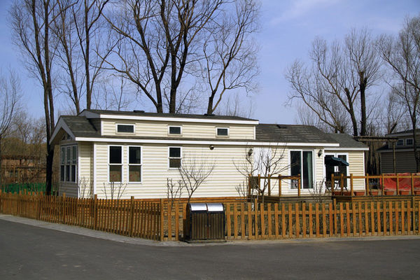 輪上的移動(dòng)城堡 詳解房車構(gòu)造及使用方法