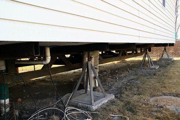 輪上的移動(dòng)城堡 詳解房車構(gòu)造及使用方法