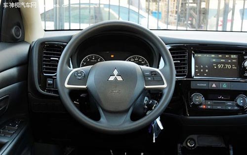 五一小長假自駕游 4款夠氣場四驅SUV車型推薦 四驅SUV車型推薦，廣汽豐田，漢蘭達，雷諾，科雷傲，東風本田，CR-V，進口三菱，歐藍德，