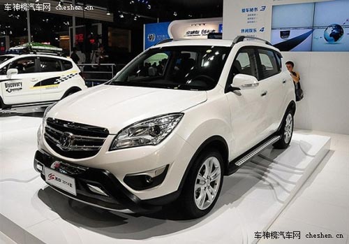 風(fēng)格各有不同 四款自主個(gè)性小型SUV推薦 長(zhǎng)安CS35,東風(fēng)風(fēng)行,景逸X5,長(zhǎng)城,哈弗M4,金杯智尚S30