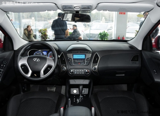 深受喜愛 4款出現(xiàn)率高的合資城市SUV導(dǎo)購 出現(xiàn)率高,城市SUV,導(dǎo)購,2013款大眾途觀,北京現(xiàn)代ix35,福特翼虎,2013款本田CR-V