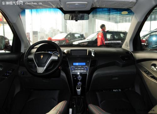 出游實惠之選 8萬左右自主小型SUV推薦 最低6萬元,自主,小型SUV,導購,2014款長安CS35,長城哈弗M4,眾泰5008,金杯智尚S30