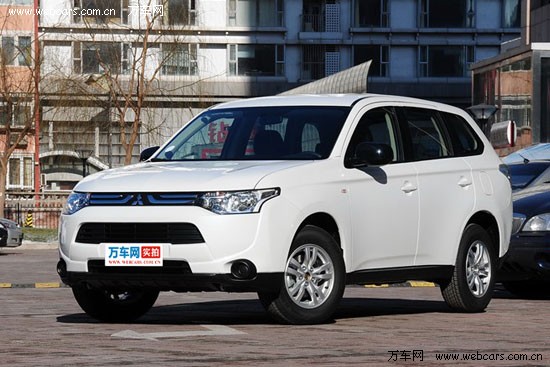 進(jìn)口歐藍(lán)德最高優(yōu)惠4.48萬元 店內(nèi)少量現(xiàn)車