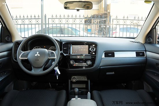 進(jìn)口歐藍(lán)德最高優(yōu)惠4.48萬元 店內(nèi)少量現(xiàn)車