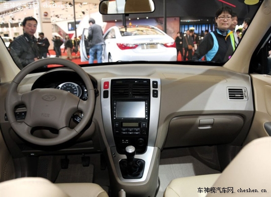 經(jīng)濟男之選 10萬元左右家用省油SUV推薦 工薪族,安全,SUV,比亞迪S6,2014款起亞智跑,現(xiàn)代2013款途勝,日產(chǎn)逍客