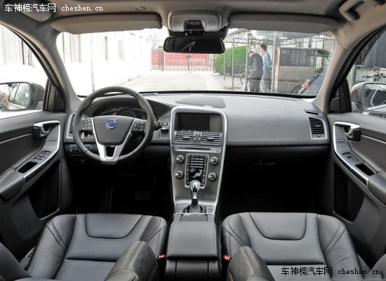 女漢子的車 4款適合女性的個性SUV推薦 個性SUV車,女漢子買車,MINI,Countryman,沃爾沃新款XC60,路虎,攬勝極光,寶馬X1