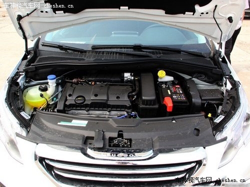 年輕消費(fèi)者的對(duì)象 近期熱門的小型SUV推薦 小型SUV,東風(fēng)標(biāo)致2008,雪佛蘭創(chuàng)酷,別克昂科拉,福特翼博 SUV車型