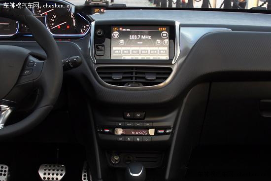 從城市到野外 四款實(shí)用小型城市SUV推薦 長(zhǎng)安CS35,別克昂科拉,長(zhǎng)安福特翼搏,東風(fēng)標(biāo)致2008,城市SUV